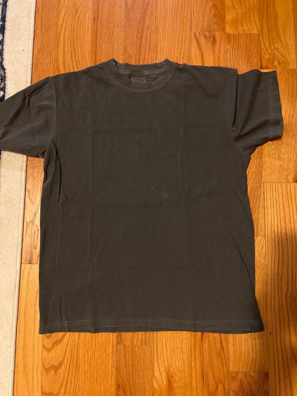 Adult unisex heavyweight short sleeve shirt black